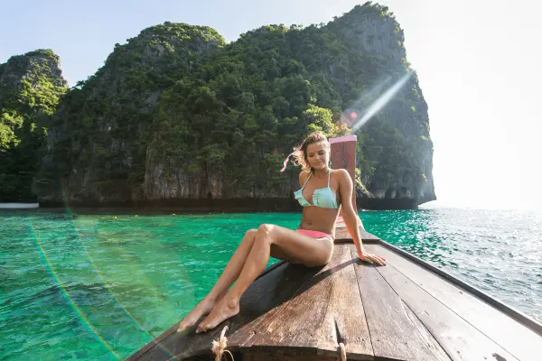 5 причин, почему с русскоязычным гидом на Пхукете интереснее, чем с аудиогидом