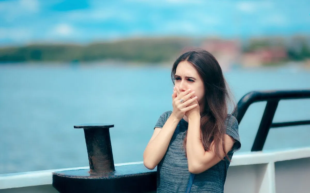 Морская болезнь на экскурсиях: как подготовиться и что делать
