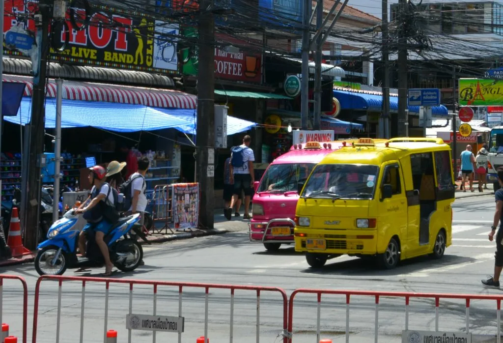 Общественный транспорт на Пхукете: как пользоваться такси, тук-туками и местными автобусами